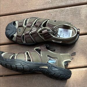 NWT Skechers Men's Sandals - Olive and Brown